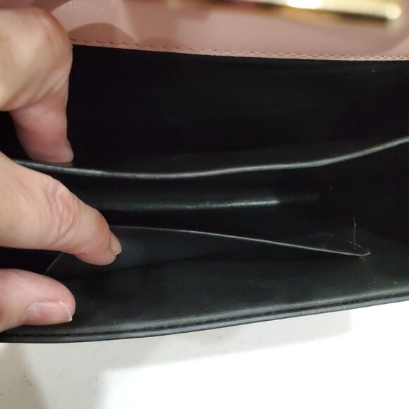 Small Handbag Pink Faux Leather Gold Tone Chain Crossbody Strap with Billfold - Picture 9 of 16